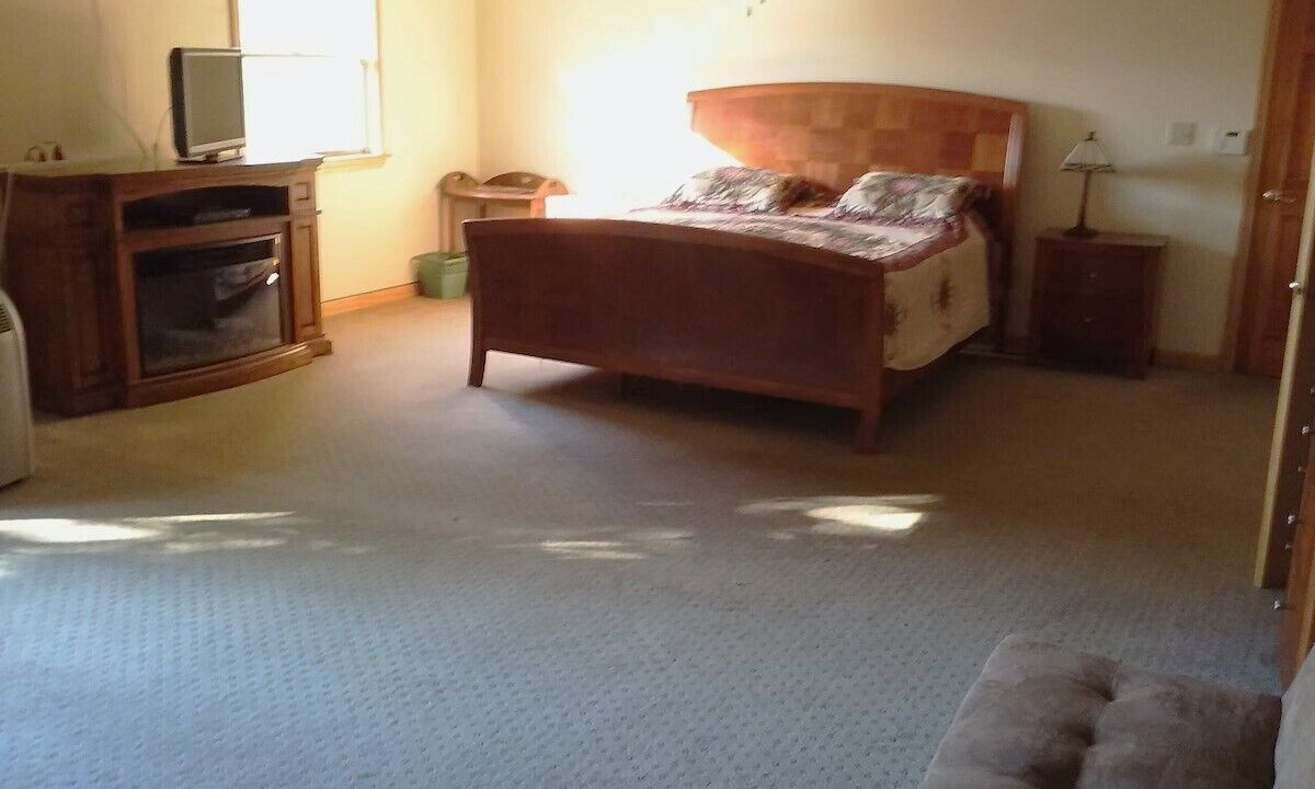 Photo of Bedroom in Isle La Motte
