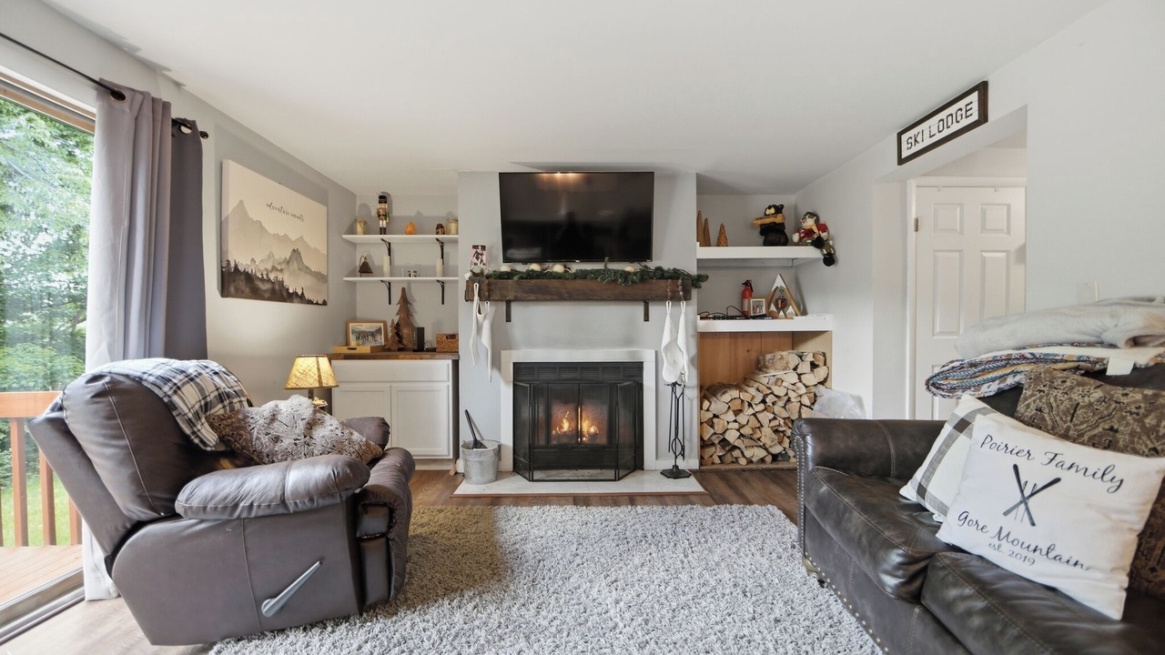 Photo of Livingroom in North Creek