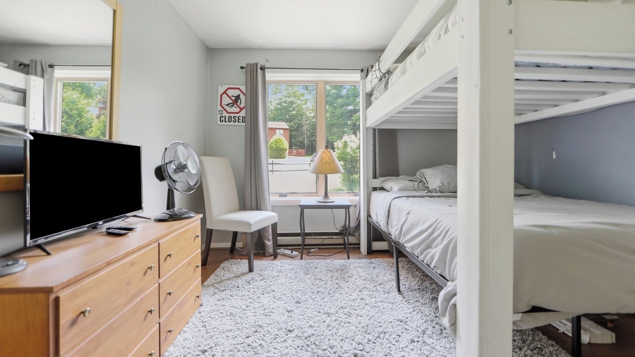 Photo of Bedroom in North Creek