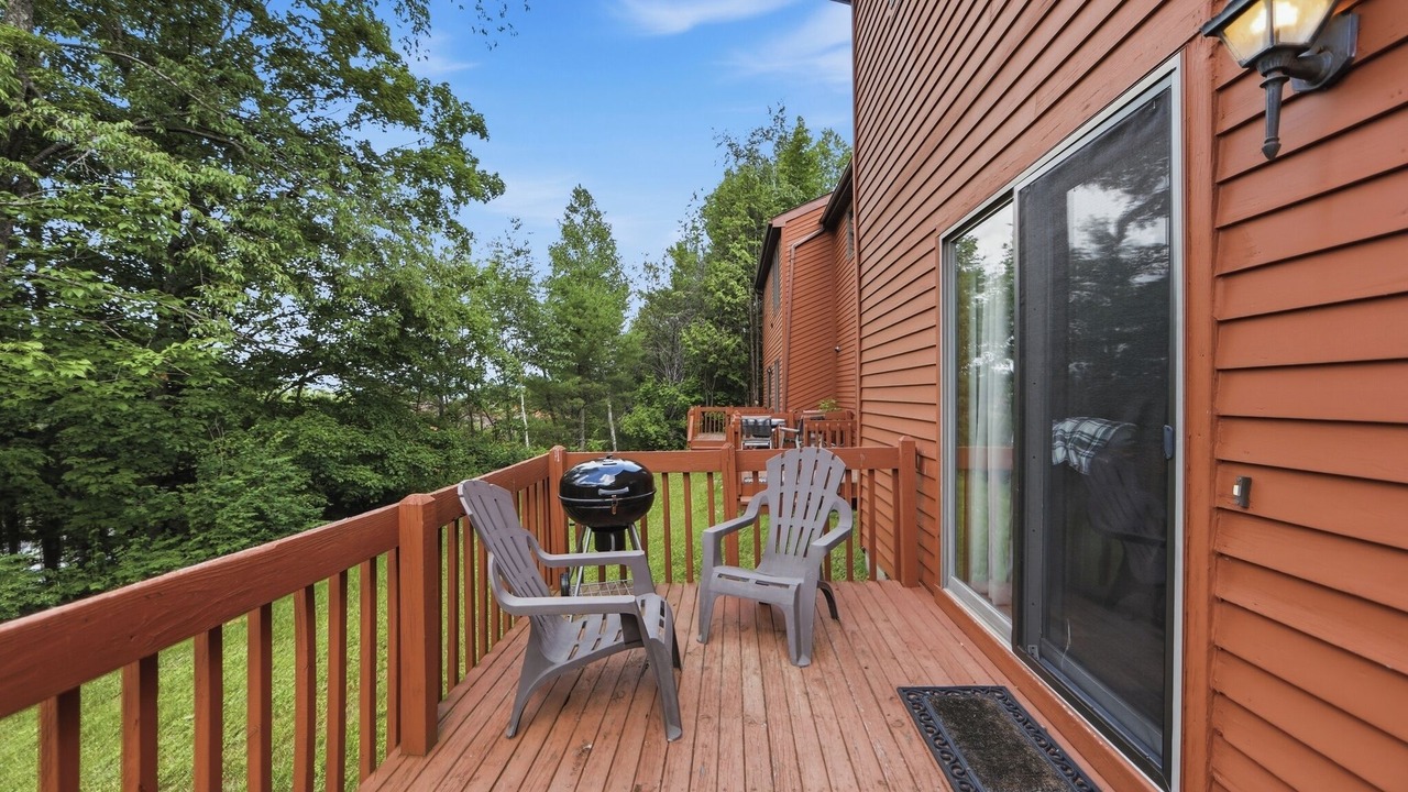Photo of Patio Balcony in North Creek