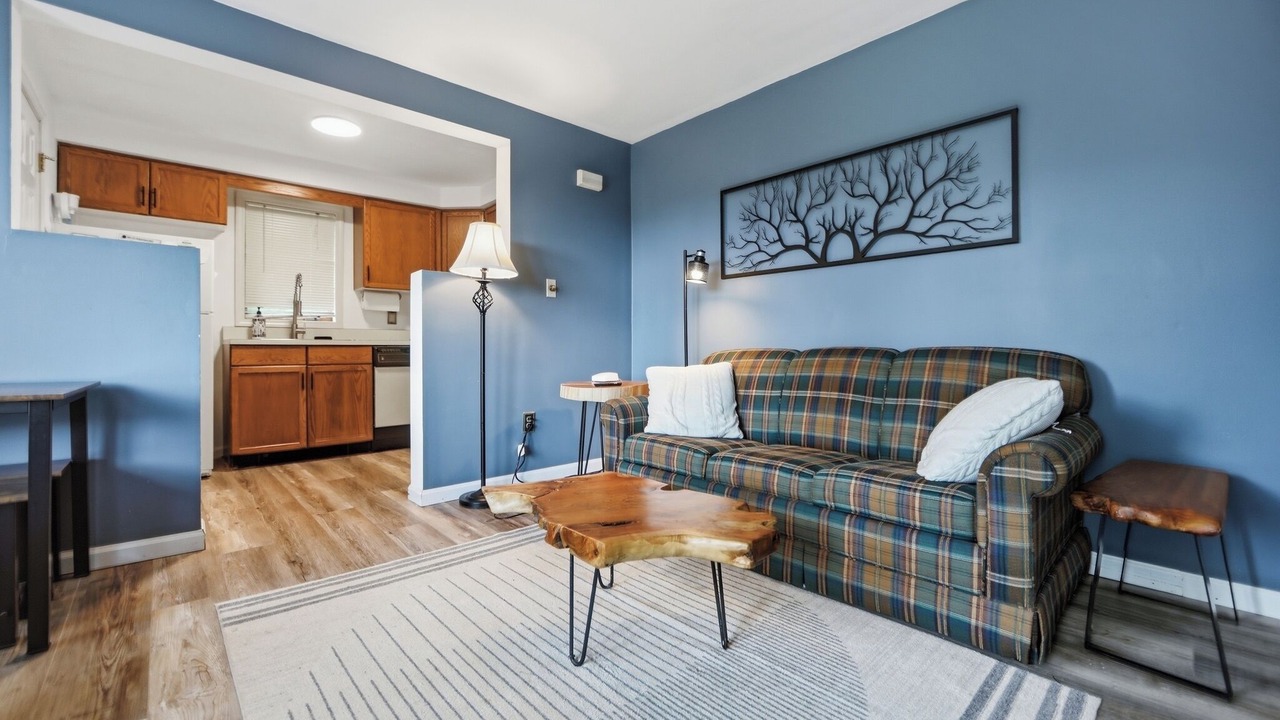 Photo of Livingroom in North Creek