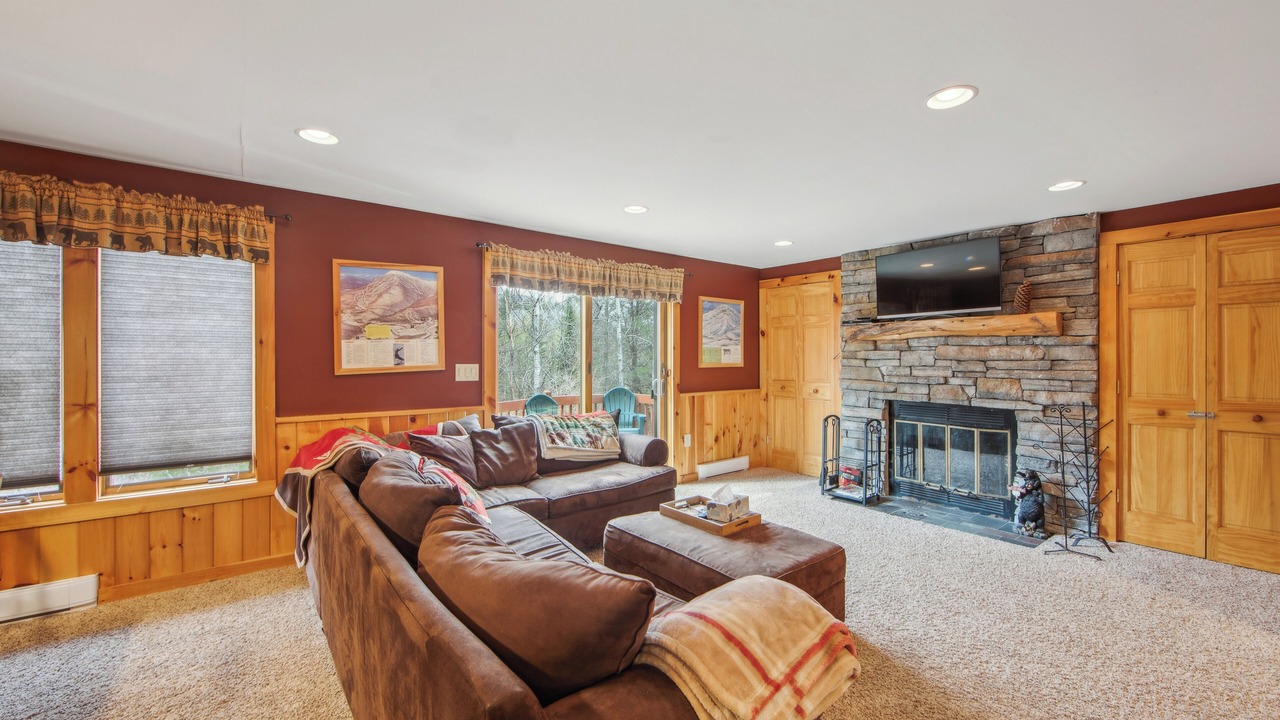 Photo of Livingroom in North Creek