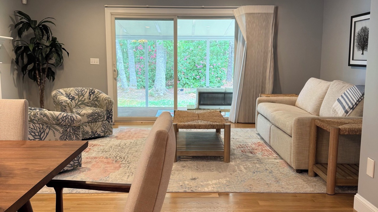 Photo of Livingroom in Mashpee