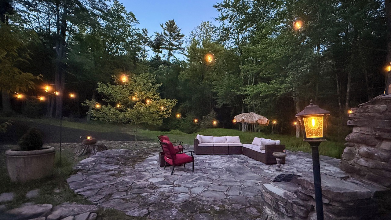 Photo of Outdoor in Sparrow Bush