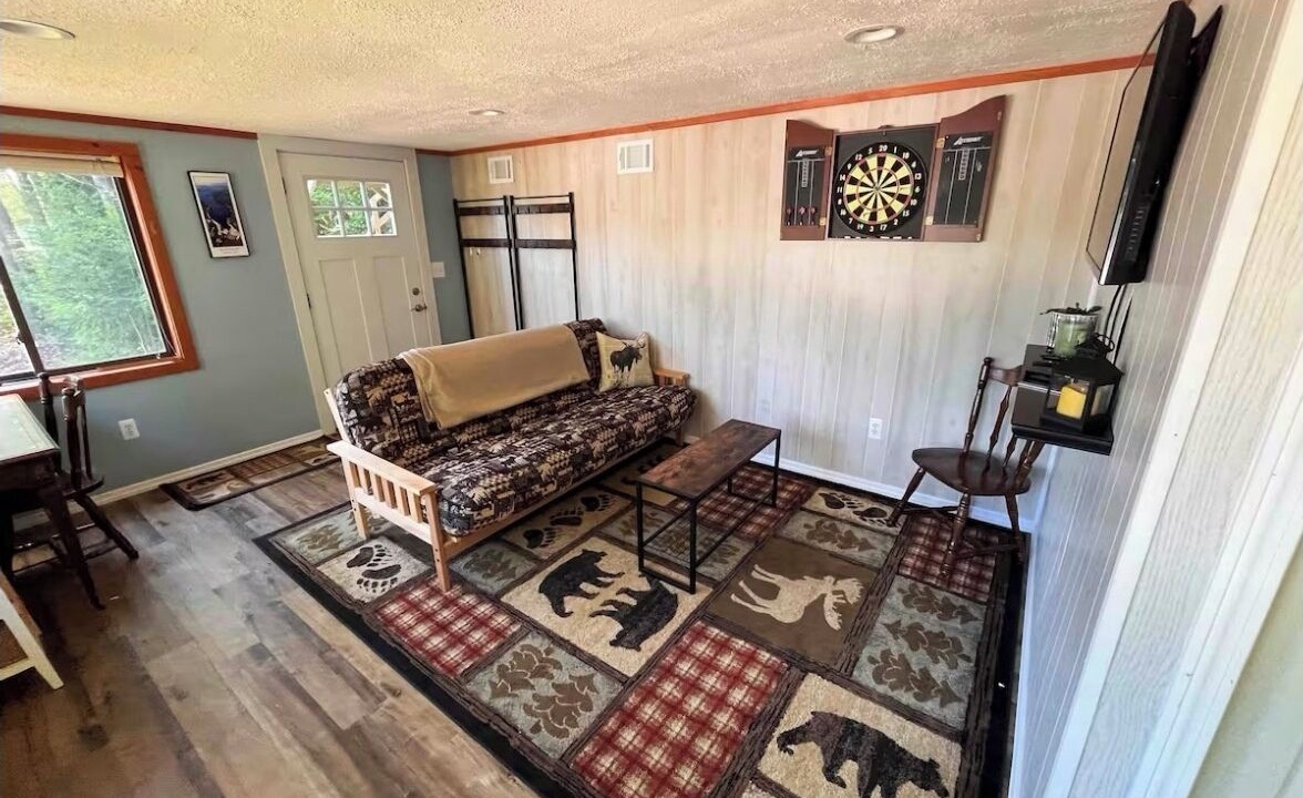 Photo of Livingroom in Alton Bay