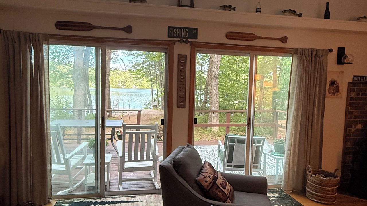 Photo of Livingroom in East Baldwin
