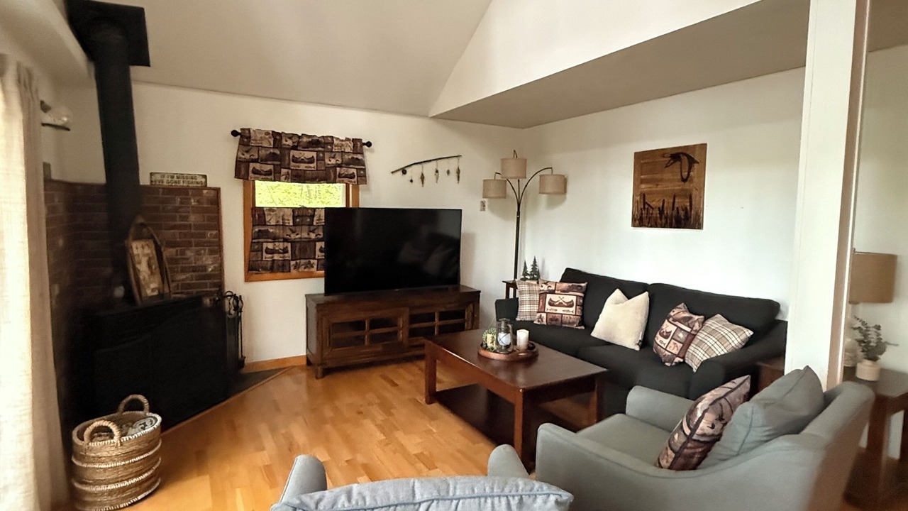 Photo of Livingroom in East Baldwin