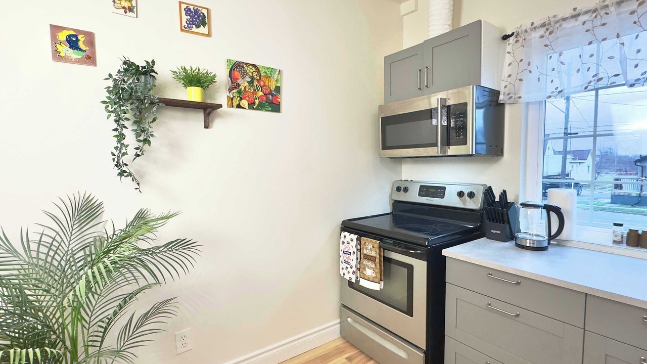 Photo of Kitchen in Port Colborne