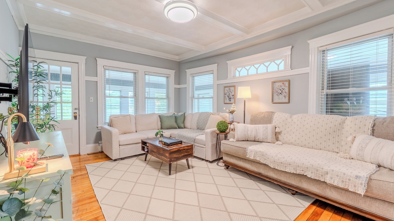 Photo of Livingroom in Spring Hill