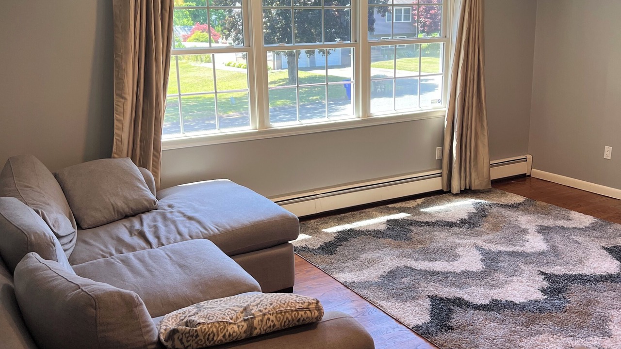 Photo of Livingroom in Rocky Hill
