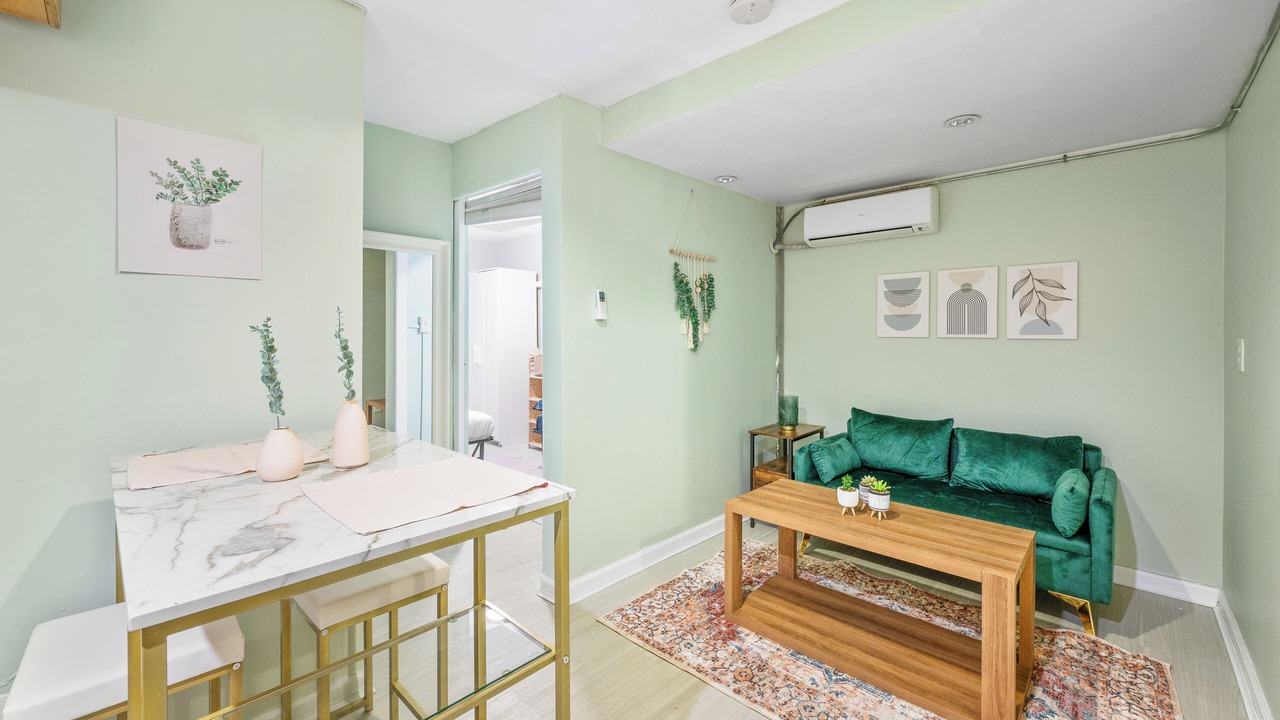 Photo of Livingroom in Rose Hill