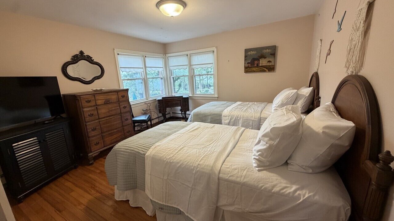 Photo of Bedroom in Asharoken