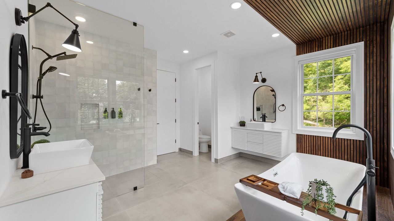 Photo of Bathroom in Greenport