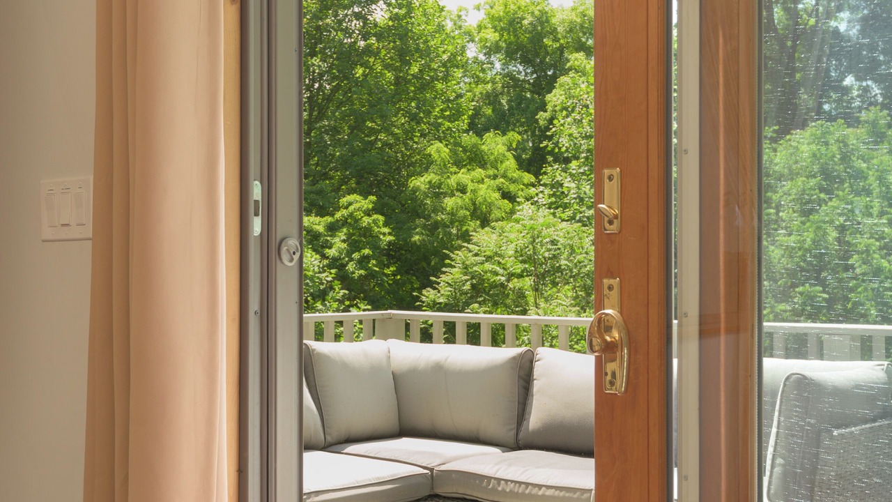 Photo of Patio Balcony in Town of East Fishkill