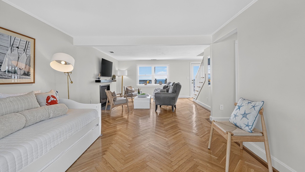 Photo of Livingroom in Scituate