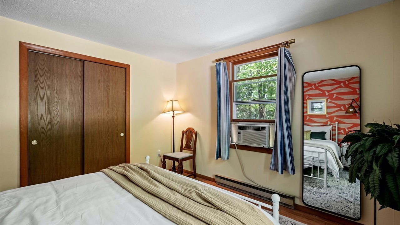 Photo of Bedroom in Locke Lake Colony