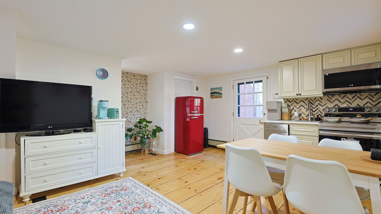 Photo of Kitchen in Glen Head