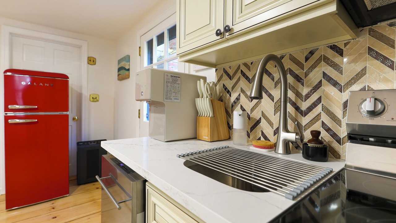 Photo of Kitchen in Glen Head