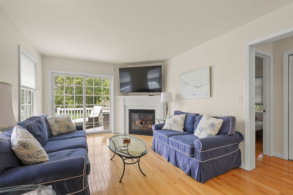 Photo of Livingroom in Wareham Center