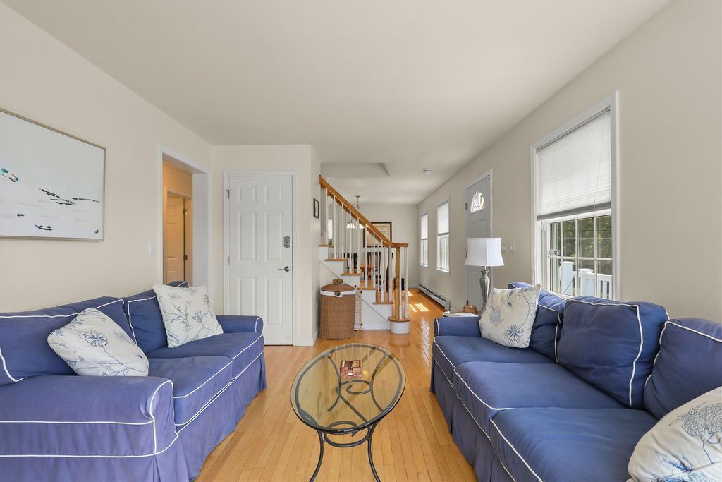 Photo of Livingroom in Wareham Center