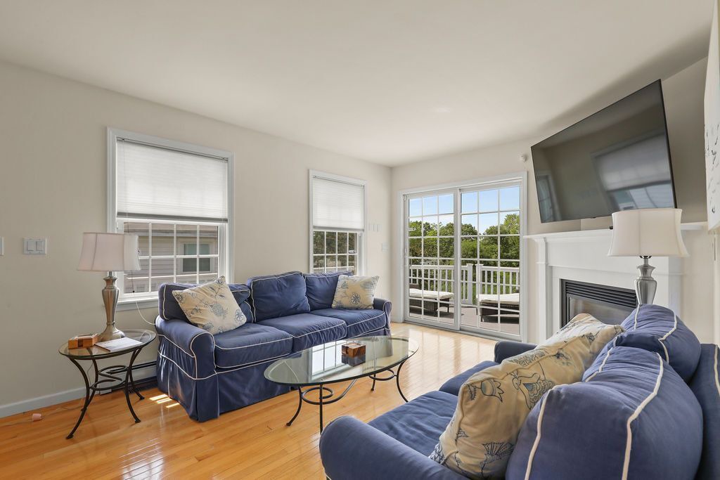 Photo of Livingroom in Wareham Center