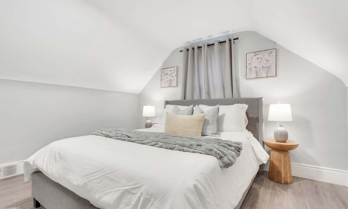 Photo of Bedroom in Niagara Falls