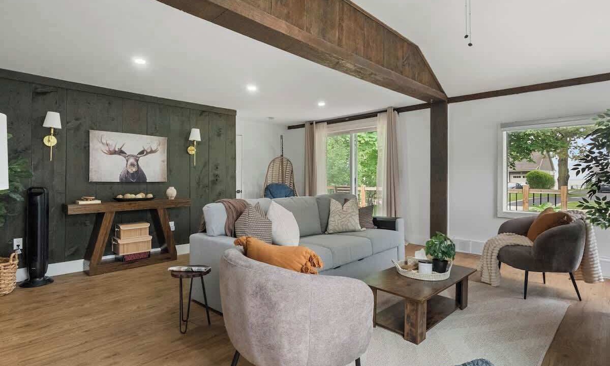 Photo of Livingroom in Fort Erie