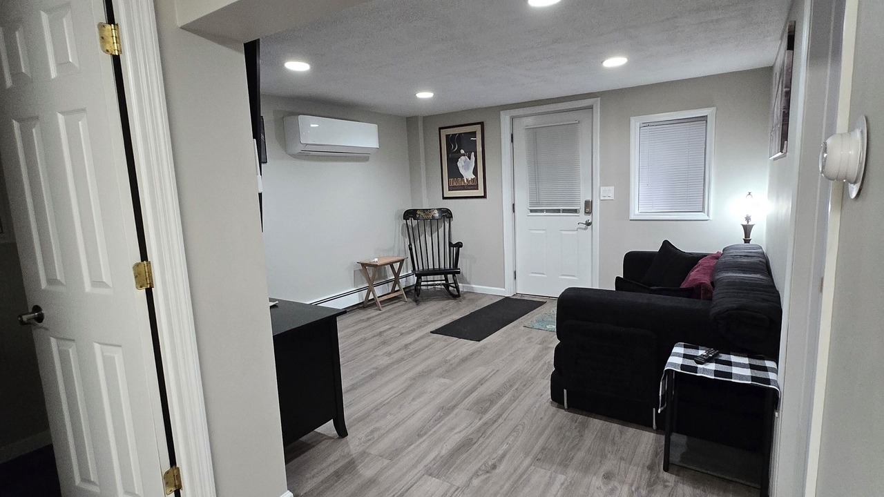 Photo of Livingroom in Lake Ronkonkoma