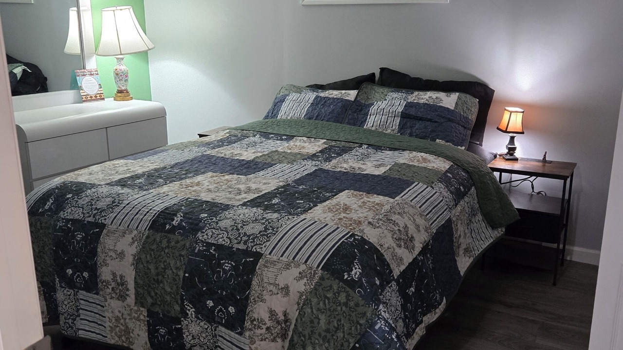 Photo of Bedroom in Lake Ronkonkoma
