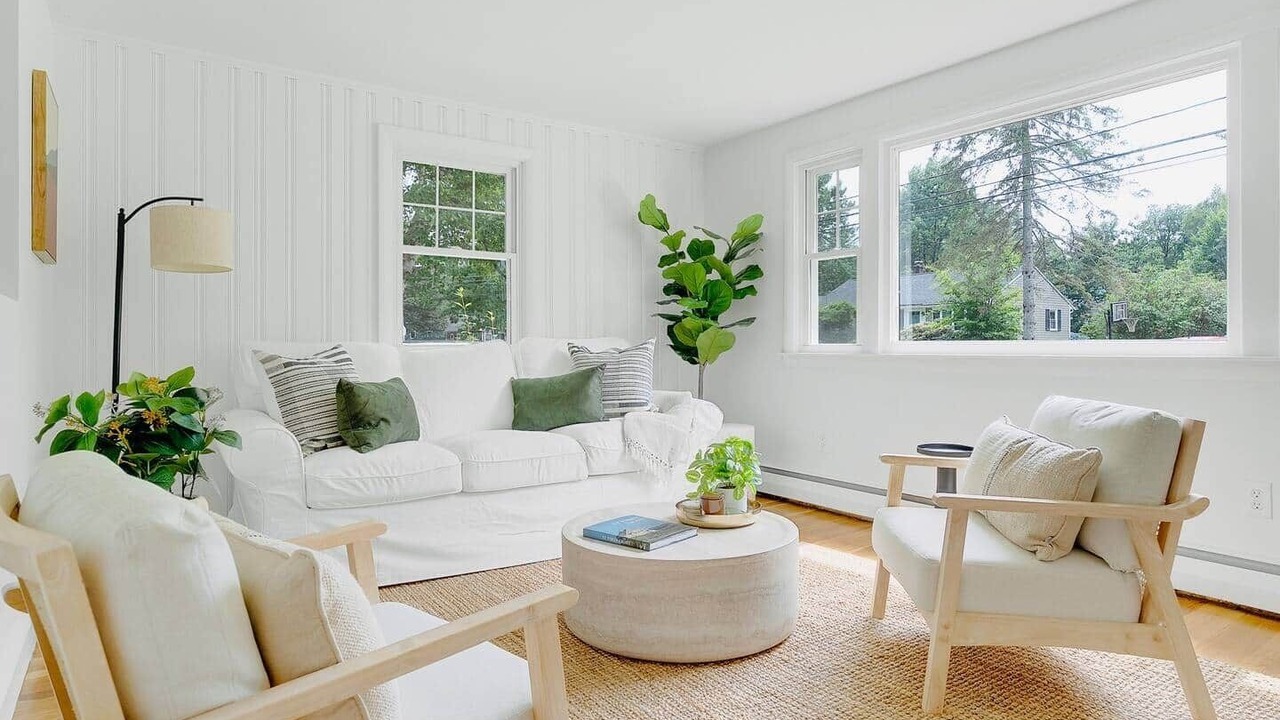 Photo of Livingroom in Yarmouth