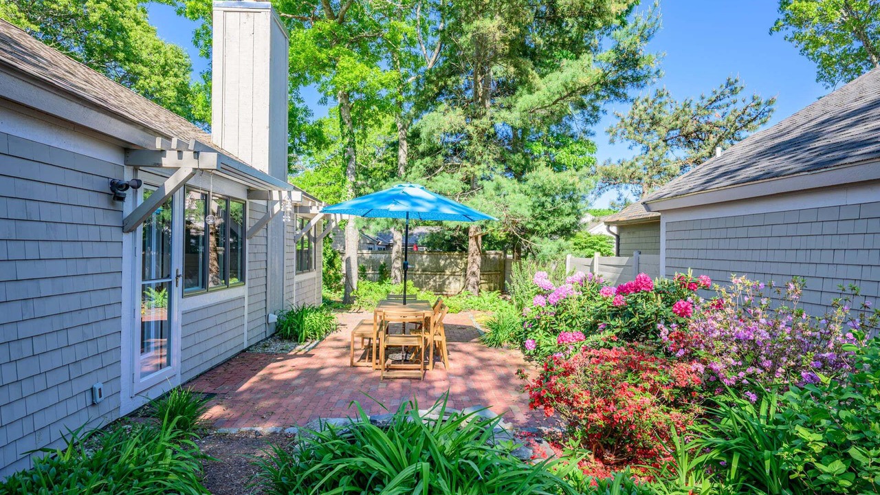 Photo of Outdoor in Mews Village