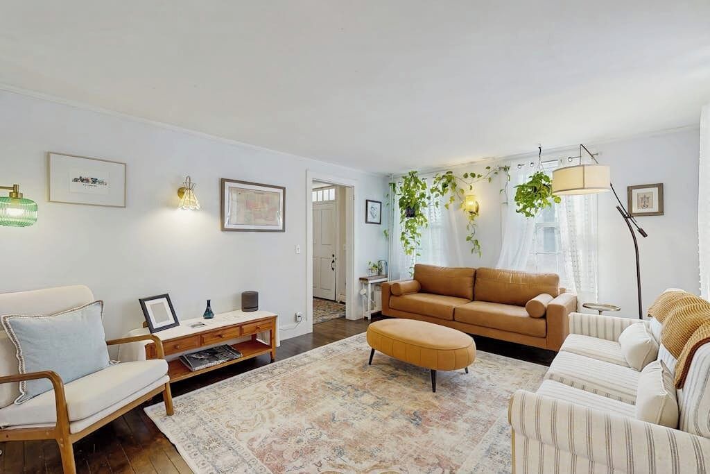 Photo of Livingroom in Waterbury