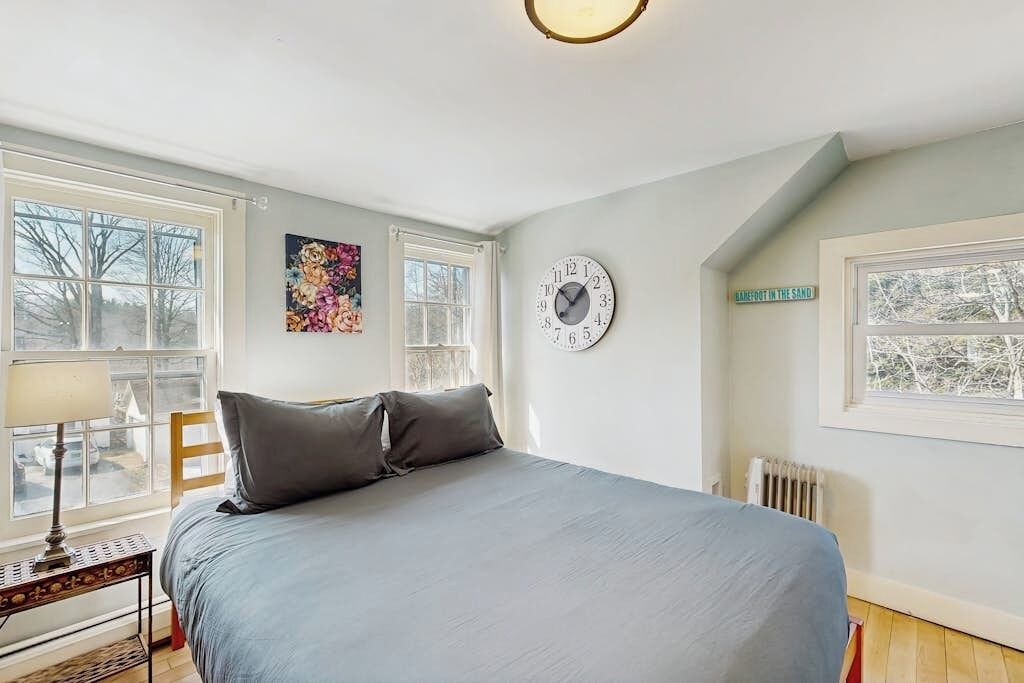 Photo of Bedroom in Waterbury