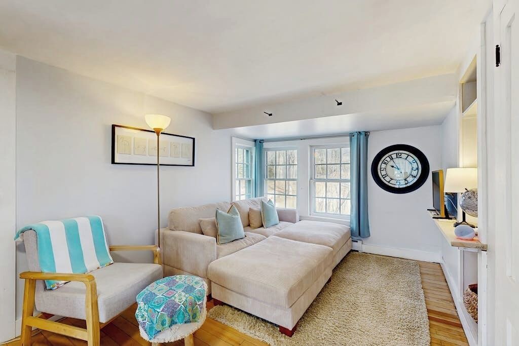 Photo of Livingroom in Waterbury