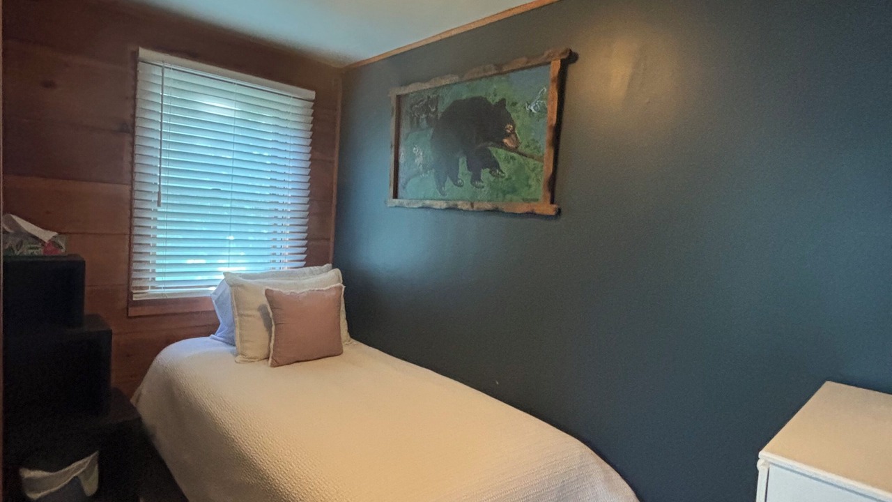 Photo of Bedroom in Royalston