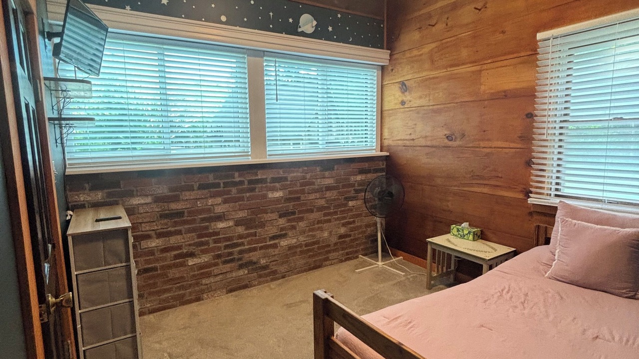 Photo of Bedroom in Royalston