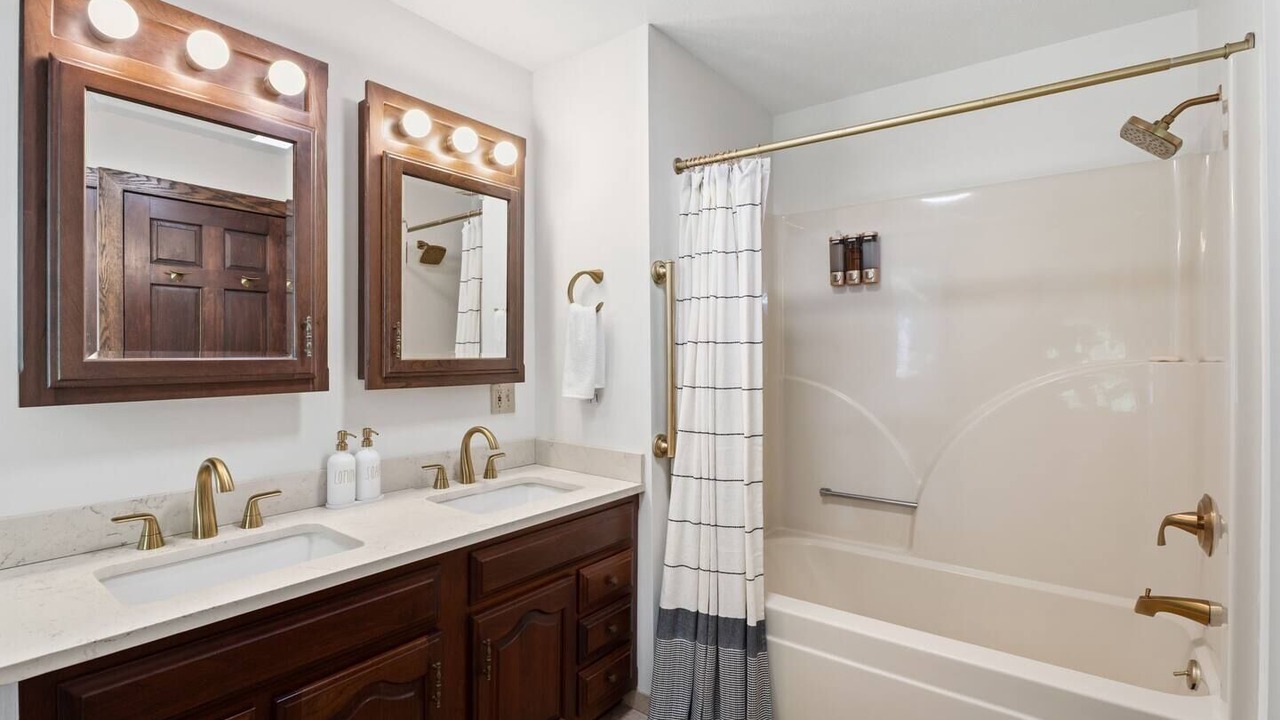 Photo of Bathroom in Burdett
