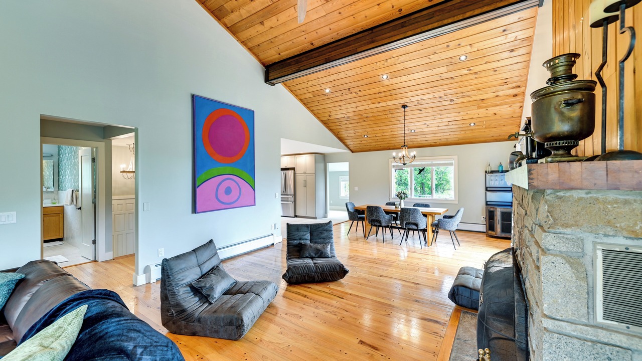 Photo of Livingroom in Richmond