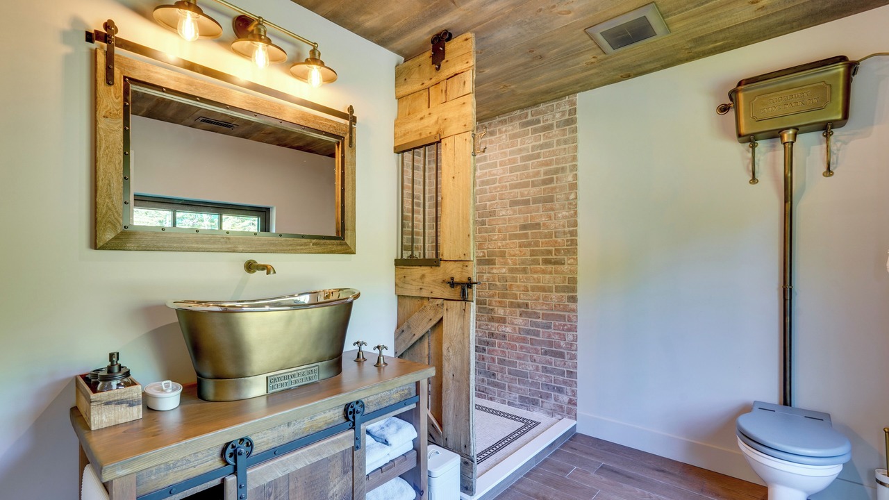 Photo of Bathroom in Hyde Park