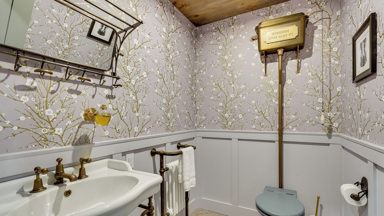 Photo of Bathroom in Hyde Park