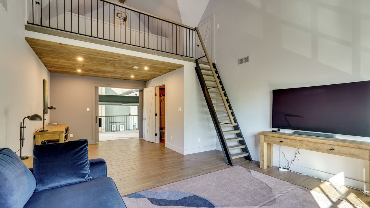 Photo of Livingroom in Hyde Park