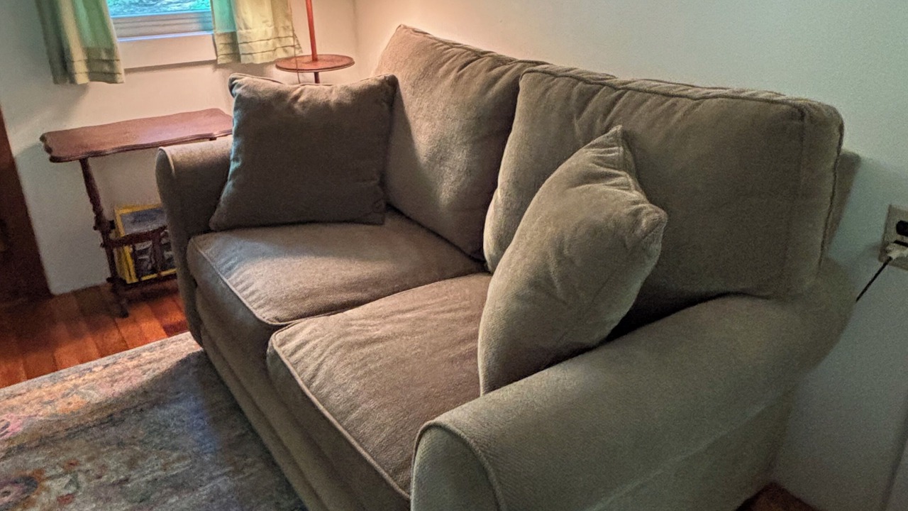 Photo of Livingroom in Lake Pleasant