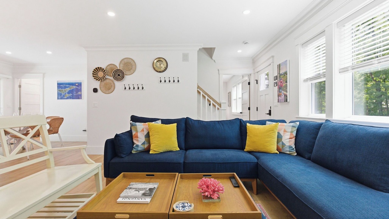 Photo of Livingroom in East Falmouth