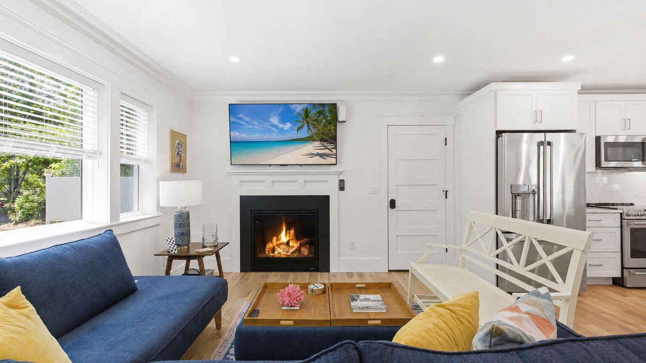 Photo of Livingroom in East Falmouth
