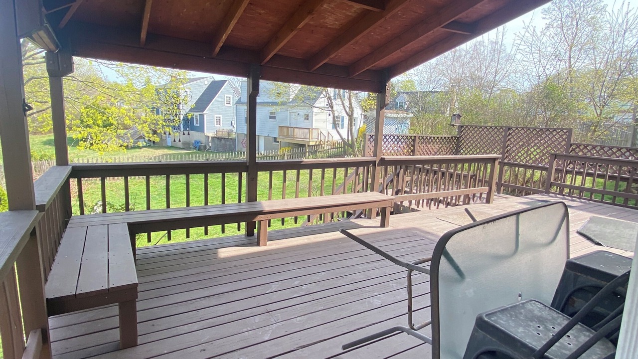 Photo of Patio Balcony in New London