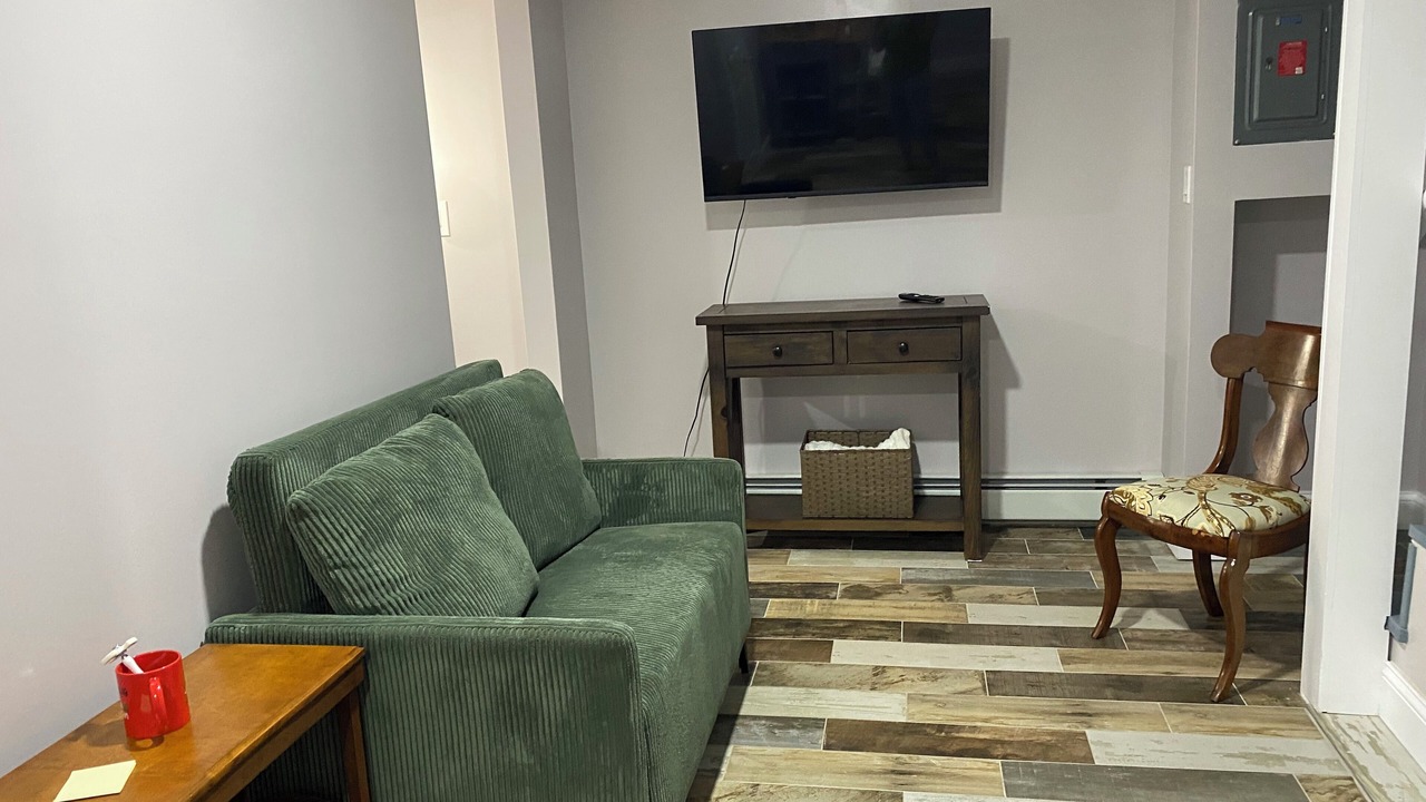 Photo of Livingroom in New London