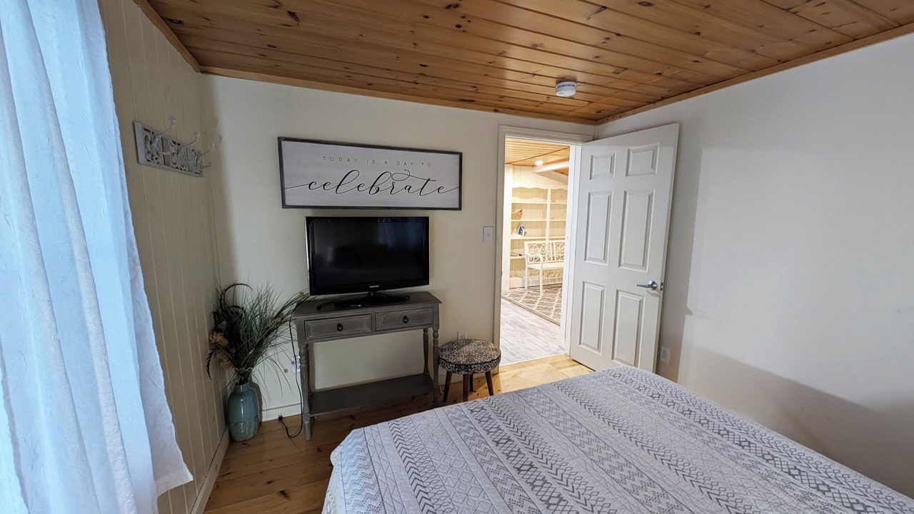 Photo of Bedroom in Acton