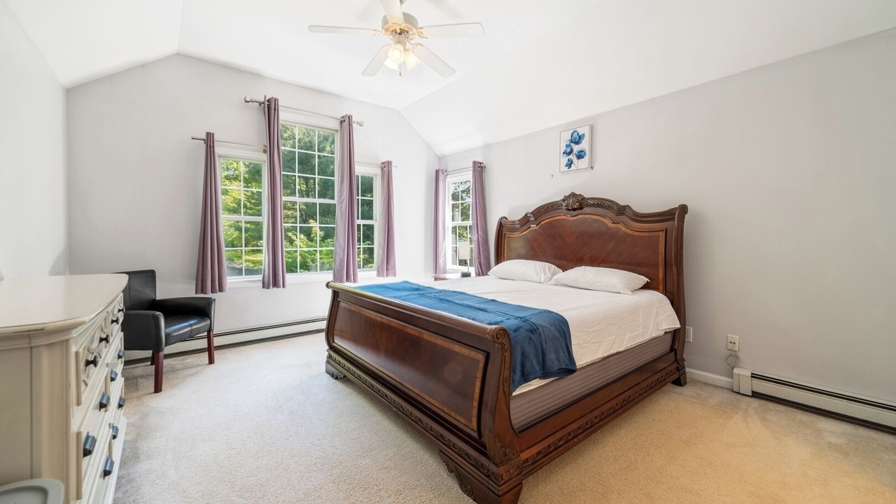 Photo of Bedroom in Gaylordsville