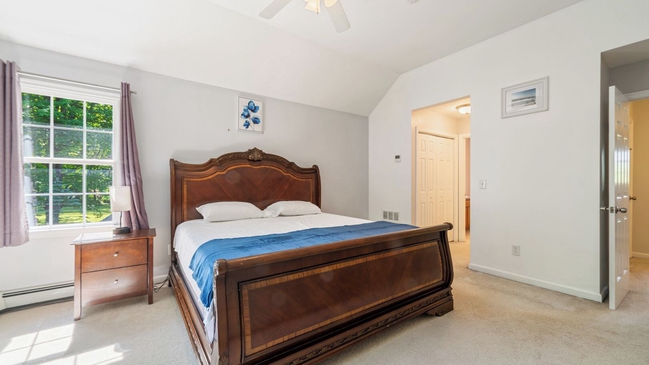 Photo of Bedroom in Gaylordsville