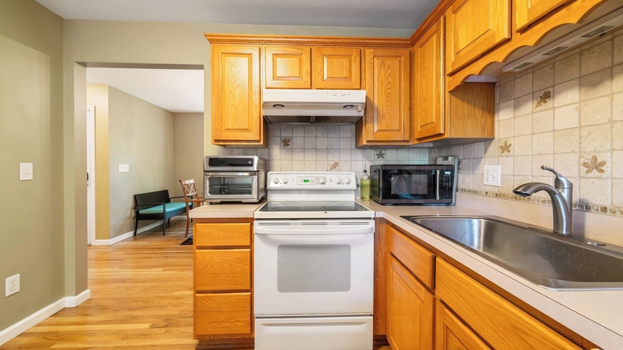 Photo of Kitchen in Gaylordsville
